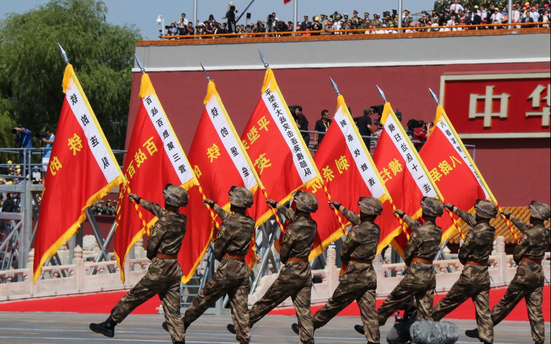 约基奇一柱擎天，掘金主场力克广厦，七战四胜先拔头筹